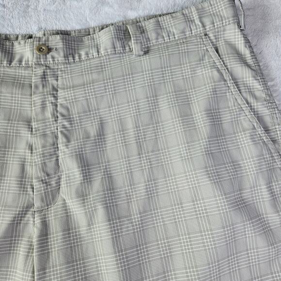 Nike Golf Dri-FIT Men's Performance Shorts Size 42 Beige White Plaid - Picture 7 of 14